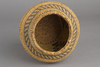 Chinook%20artist%2C%20%3Cb%3E%3Ci%3E%20Lidded%20Basket%3C%2Fi%3E%3C%2Fb%3E%2C%20ca.%201900%2C%20cedar%2C%20beargrass%2C%20and%20natural%20dye%2C%20The%20Elizabeth%20Cole%20Butler%20Collection%2C%20no%20known%20copyright%20restrictions%2C%202013.1.40a%2Cb